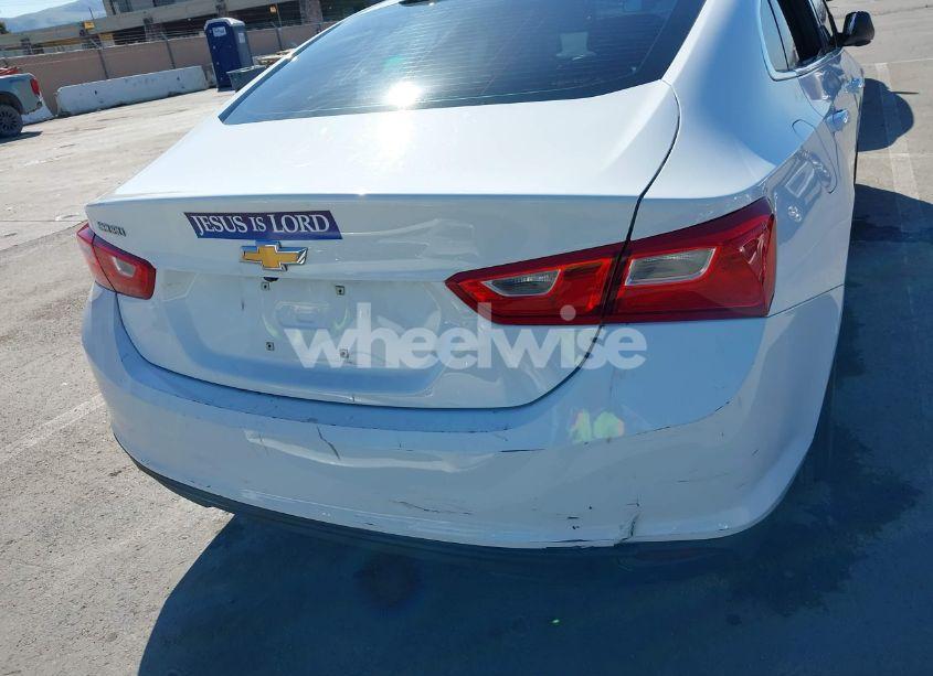 Photo 6 of 2017 Chevrolet Malibu LS (VIN 1G1ZB5ST9HF132813)