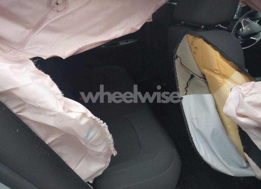 Photo 8 of 2017 Chevrolet Malibu LS (VIN 1G1ZB5ST9HF140085)