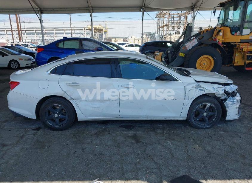 Photo 14 of 2017 Chevrolet Malibu LS (VIN 1G1ZB5ST9HF144377)