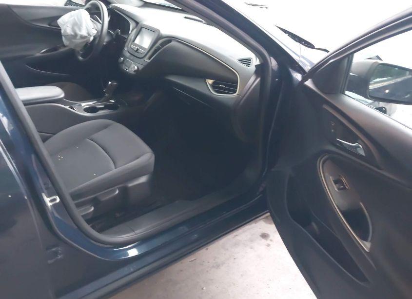 Photo 5 of 2017 Chevrolet Malibu LS (VIN 1G1ZB5ST9HF169554)