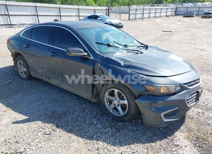 2017 Chevrolet Malibu LS (VIN 1G1ZB5ST9HF226240) main photo
