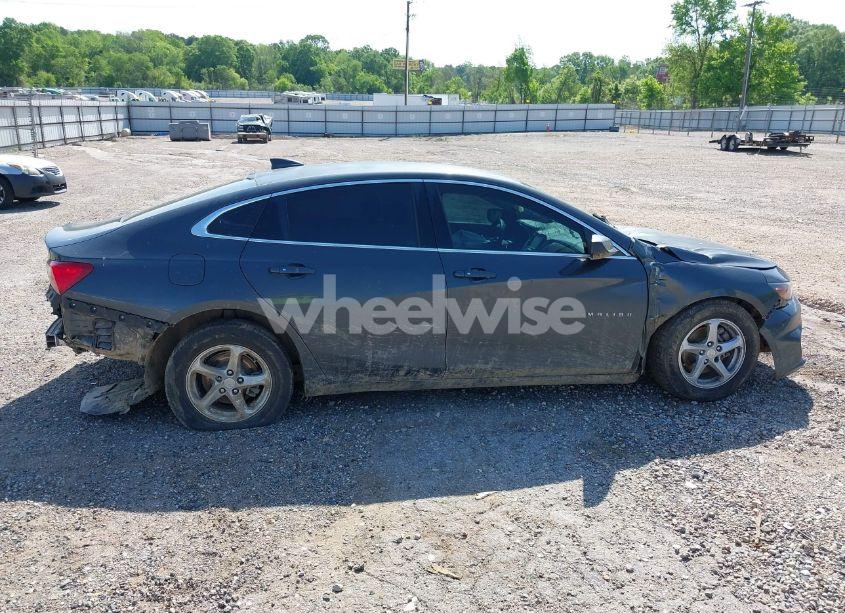 Photo 14 of 2017 Chevrolet Malibu LS (VIN 1G1ZB5ST9HF226240)