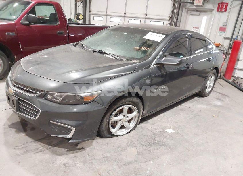Photo 2 of 2017 Chevrolet Malibu LS (VIN 1G1ZB5ST9HF234192)
