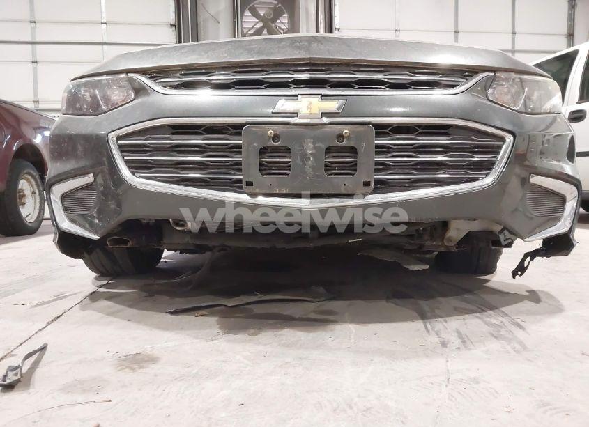 Photo 6 of 2017 Chevrolet Malibu LS (VIN 1G1ZB5ST9HF234192)