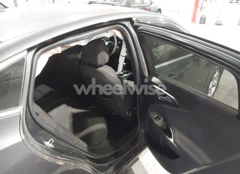 Photo 8 of 2017 Chevrolet Malibu LS (VIN 1G1ZB5ST9HF234192)