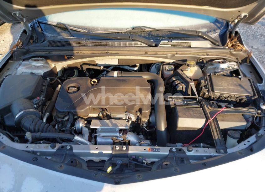 Photo 10 of 2017 Chevrolet Malibu LS (VIN 1G1ZB5ST9HF272831)