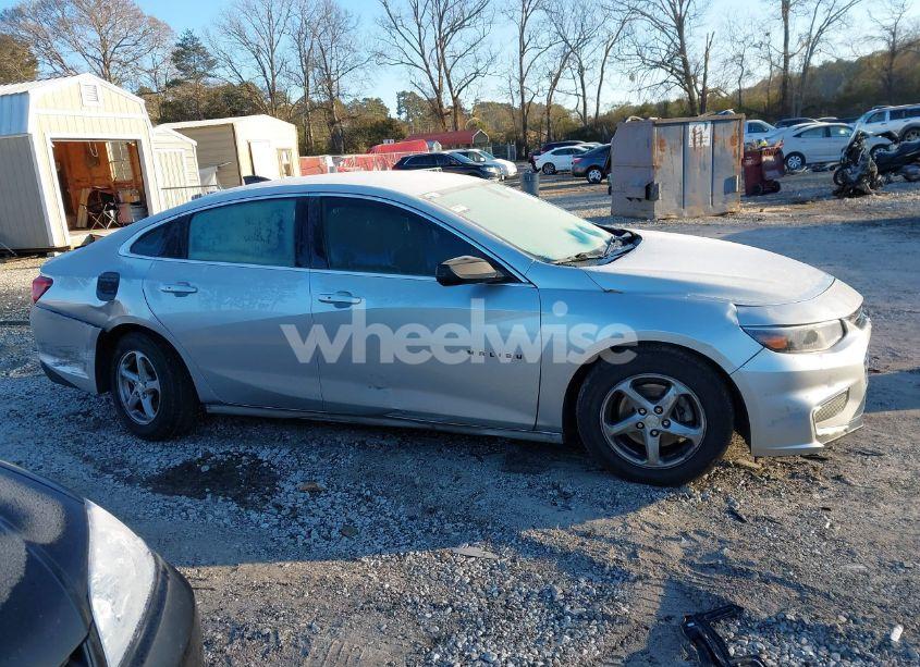 Photo 13 of 2017 Chevrolet Malibu LS (VIN 1G1ZB5ST9HF272831)
