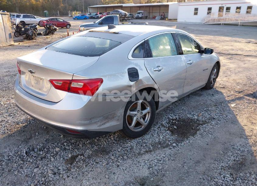 Photo 4 of 2017 Chevrolet Malibu LS (VIN 1G1ZB5ST9HF272831)
