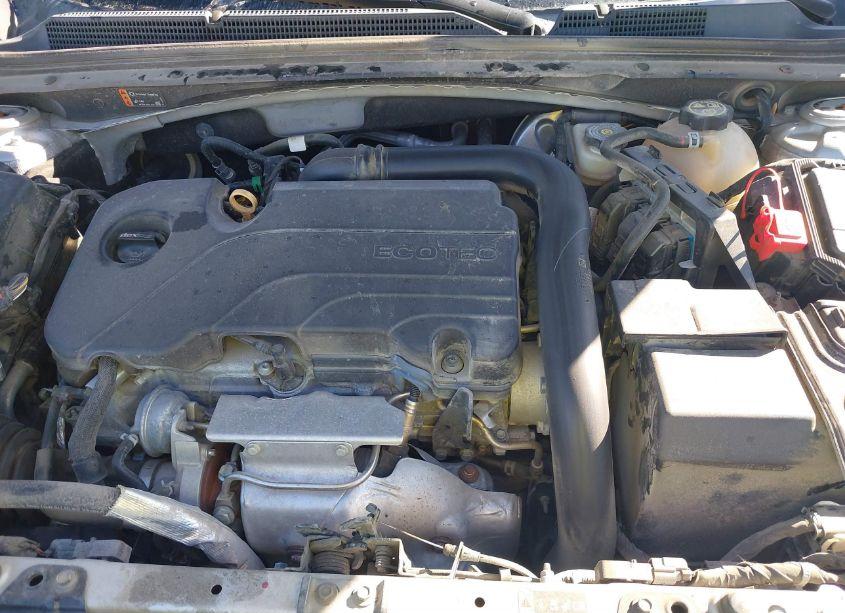 Photo 10 of 2019 Chevrolet Malibu 1LS (VIN 1G1ZB5ST9KF227461)