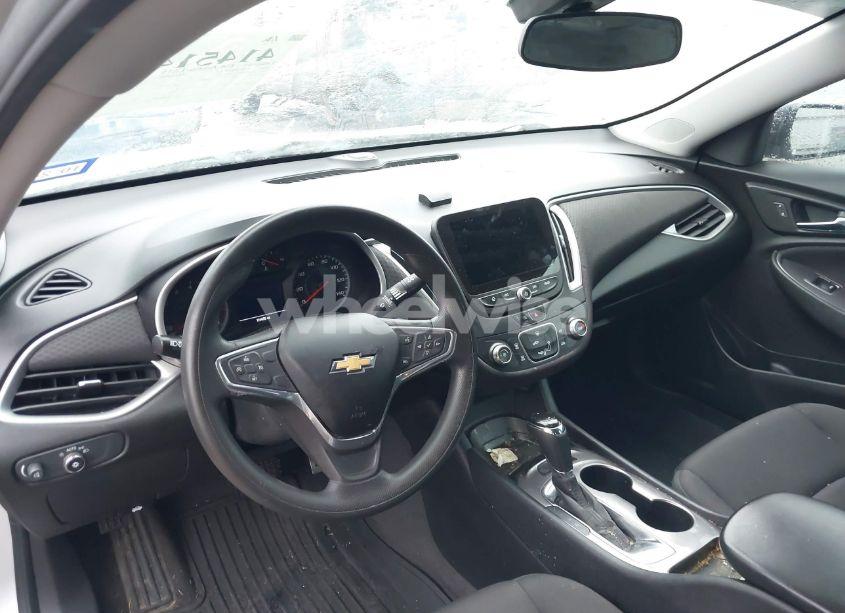 Photo 18 of 2020 Chevrolet Malibu FWD LS (VIN 1G1ZB5ST9LF010249)