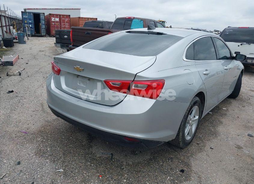 Photo 4 of 2020 Chevrolet Malibu FWD LS (VIN 1G1ZB5ST9LF010249)