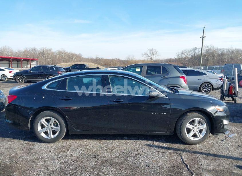 Photo 13 of 2020 Chevrolet Malibu FWD LS (VIN 1G1ZB5ST9LF138765)