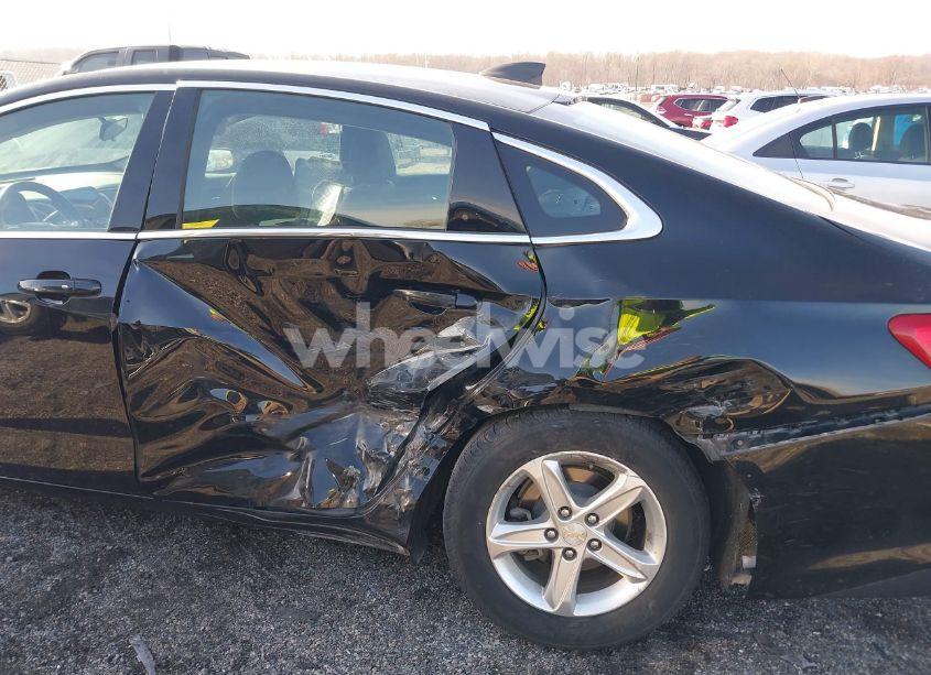 Photo 6 of 2020 Chevrolet Malibu FWD LS (VIN 1G1ZB5ST9LF138765)