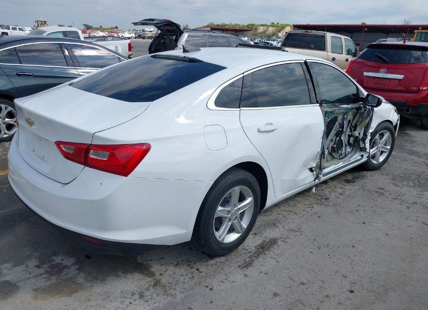 Photo 4 of 2022 Chevrolet Malibu FWD LS (VIN 1G1ZB5ST9NF185927)