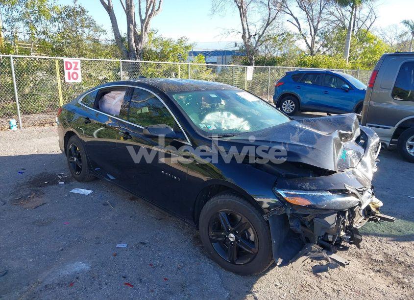 2022 Chevrolet Malibu FWD LS (VIN 1G1ZB5ST9NF212656) main photo