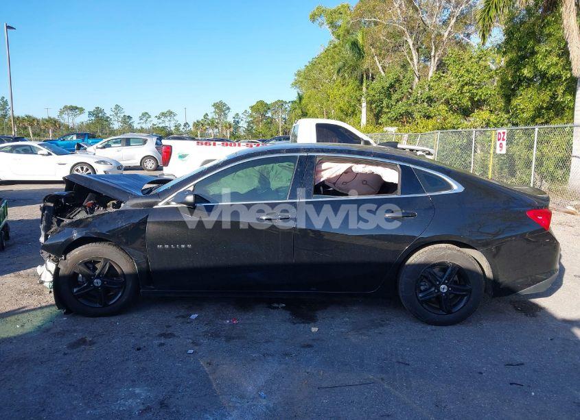 Photo 14 of 2022 Chevrolet Malibu FWD LS (VIN 1G1ZB5ST9NF212656)