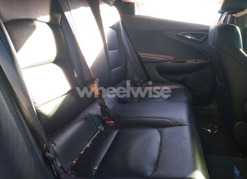 Photo 8 of 2022 Chevrolet Malibu FWD LS (VIN 1G1ZB5ST9NF212656)