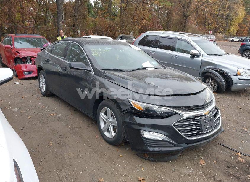 2023 Chevrolet Malibu FWD LS (VIN 1G1ZB5ST9PF252092) main photo