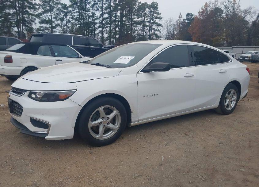 Photo 2 of 2016 Chevrolet Malibu LS (VIN 1G1ZB5STXGF193179)