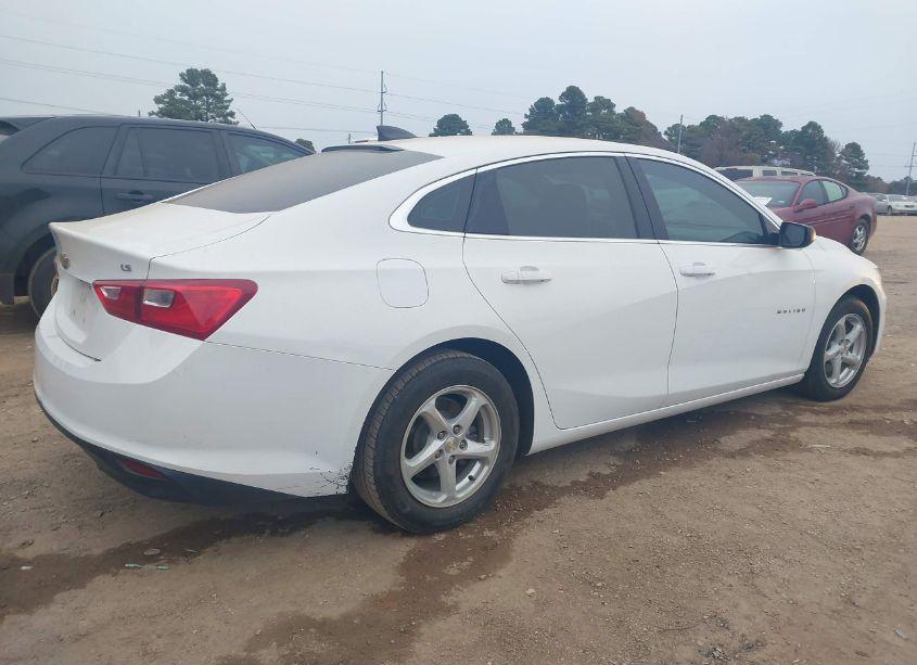 Photo 4 of 2016 Chevrolet Malibu LS (VIN 1G1ZB5STXGF193179)