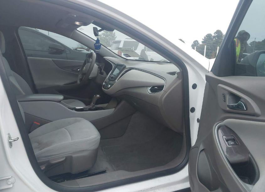 Photo 5 of 2016 Chevrolet Malibu LS (VIN 1G1ZB5STXGF193179)