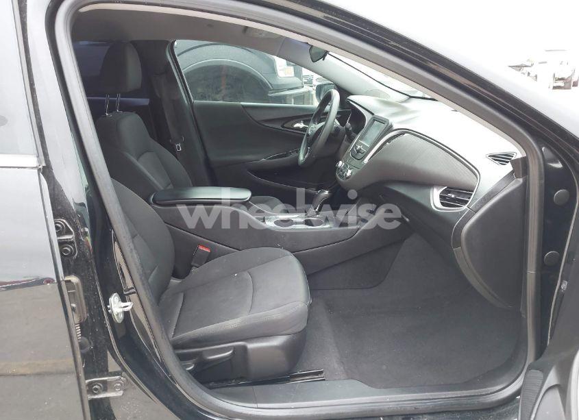 Photo 5 of 2016 Chevrolet Malibu LS (VIN 1G1ZB5STXGF234054)