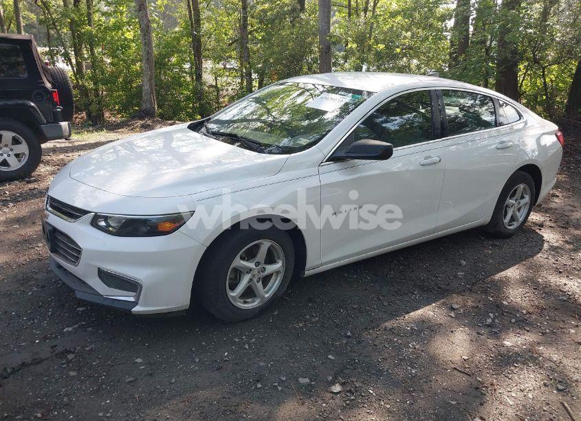 Photo 2 of 2016 Chevrolet Malibu LS (VIN 1G1ZB5STXGF254708)