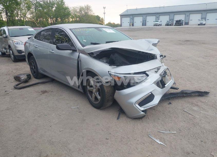 2016 Chevrolet Malibu LS (VIN 1G1ZB5STXGF255552) main photo