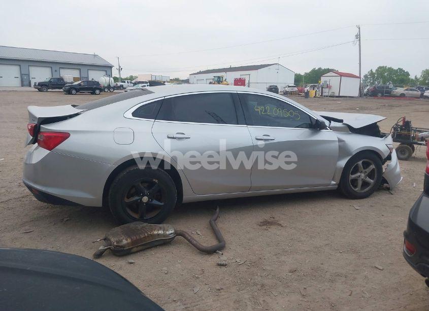 Photo 13 of 2016 Chevrolet Malibu LS (VIN 1G1ZB5STXGF255552)