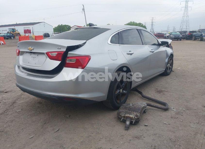 Photo 4 of 2016 Chevrolet Malibu LS (VIN 1G1ZB5STXGF255552)