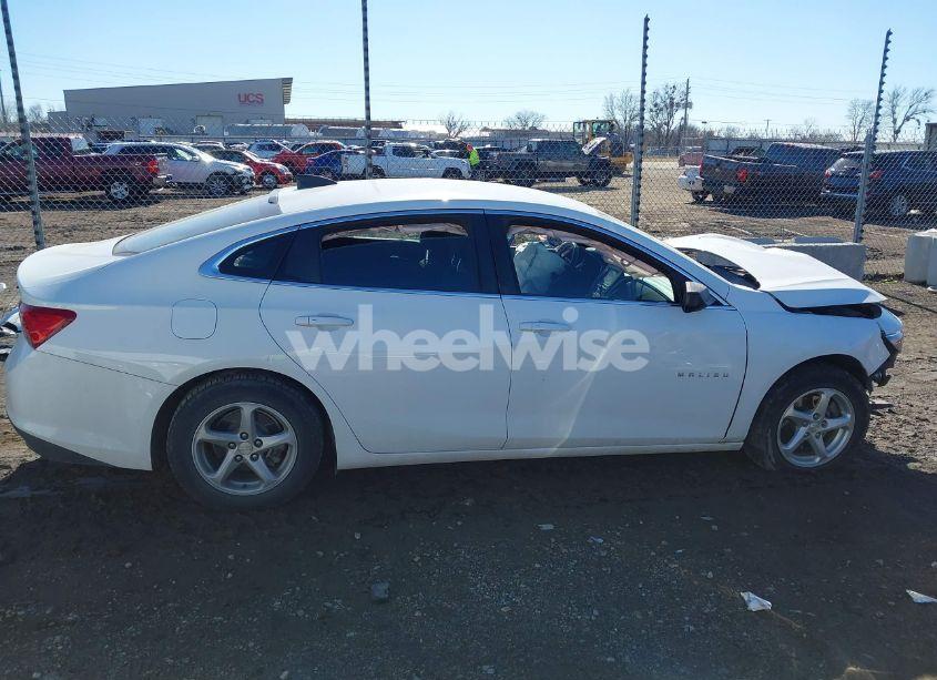 Photo 13 of 2016 Chevrolet Malibu LS (VIN 1G1ZB5STXGF267748)