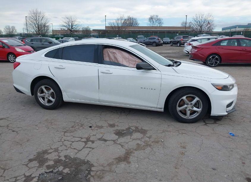 Photo 13 of 2016 Chevrolet Malibu LS (VIN 1G1ZB5STXGF296022)