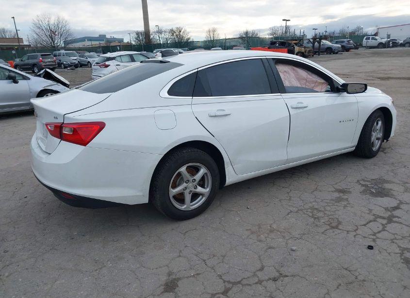 Photo 4 of 2016 Chevrolet Malibu LS (VIN 1G1ZB5STXGF296022)