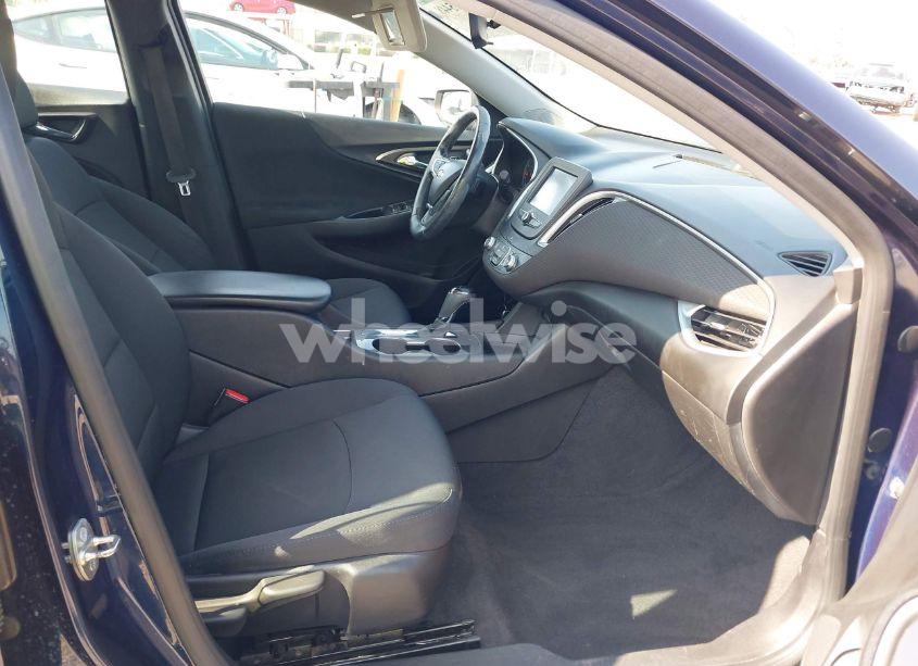 Photo 5 of 2016 Chevrolet Malibu LS (VIN 1G1ZB5STXGF302420)