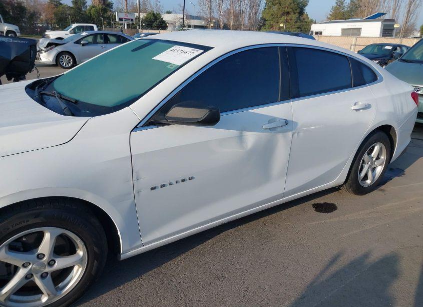 Photo 6 of 2016 Chevrolet Malibu LS (VIN 1G1ZB5STXGF310193)