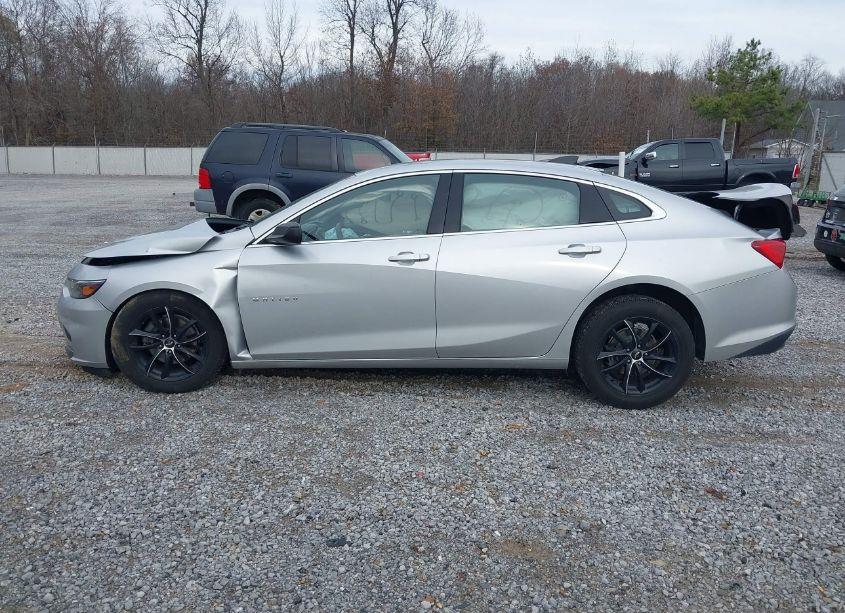 Photo 14 of 2016 Chevrolet Malibu LS (VIN 1G1ZB5STXGF310923)