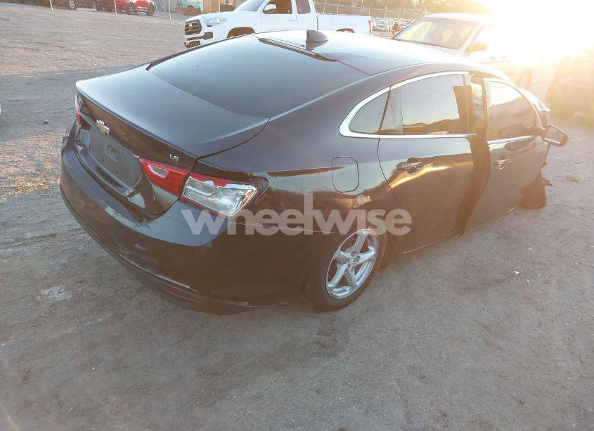 Photo 4 of 2016 Chevrolet Malibu LS (VIN 1G1ZB5STXGF349236)
