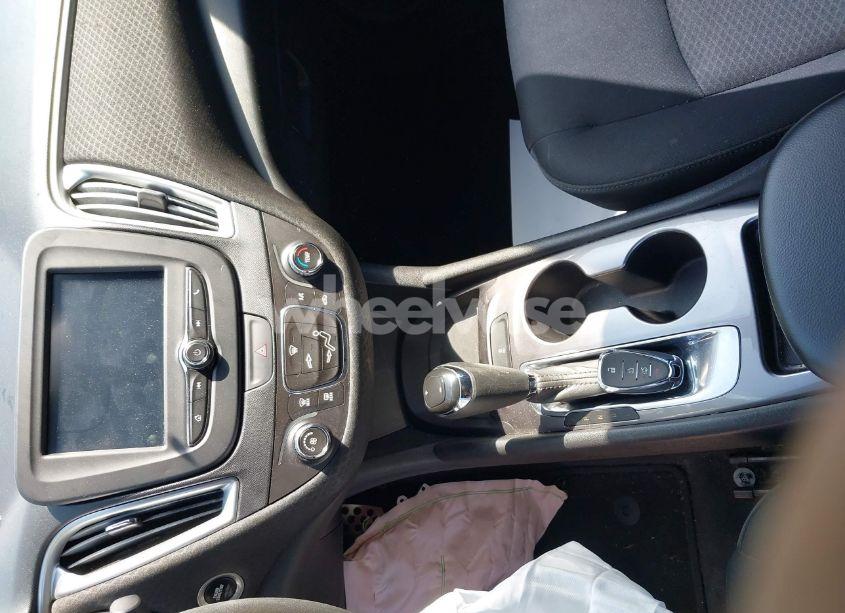 Photo 11 of 2016 Chevrolet Malibu LS (VIN 1G1ZB5STXGF358311)