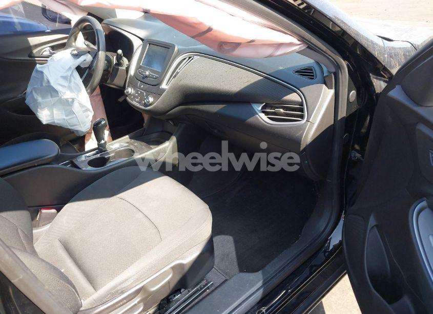 Photo 5 of 2016 Chevrolet Malibu LS (VIN 1G1ZB5STXGF358311)