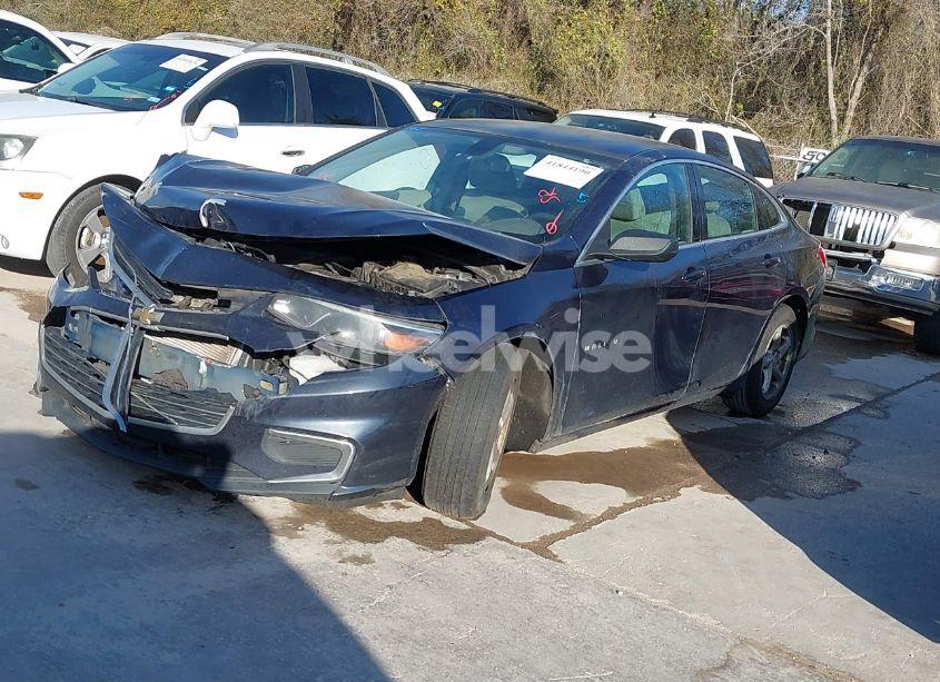 Photo 2 of 2017 Chevrolet Malibu LS (VIN 1G1ZB5STXHF106379)