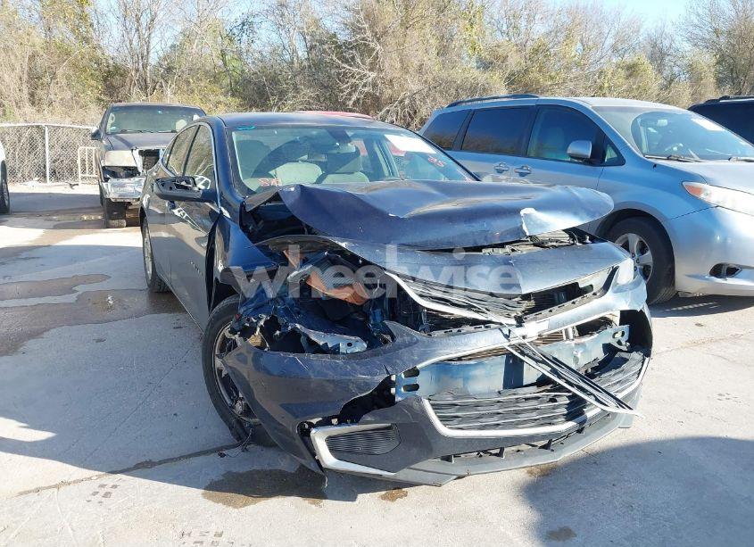 Photo 6 of 2017 Chevrolet Malibu LS (VIN 1G1ZB5STXHF106379)