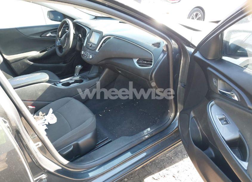 Photo 5 of 2017 Chevrolet Malibu LS (VIN 1G1ZB5STXHF201010)