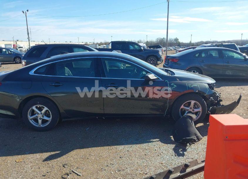 Photo 13 of 2018 Chevrolet Malibu 1LS (VIN 1G1ZB5STXJF118280)