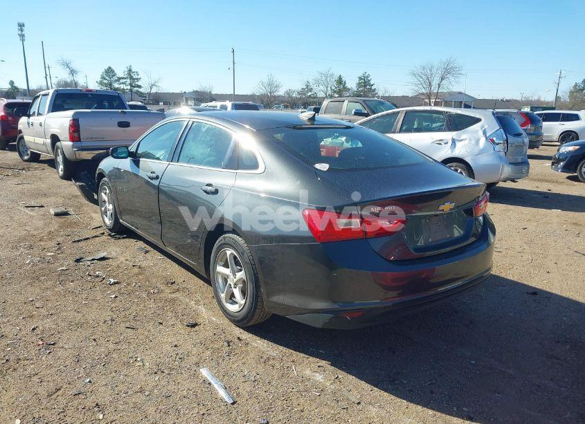 Photo 3 of 2018 Chevrolet Malibu 1LS (VIN 1G1ZB5STXJF118280)