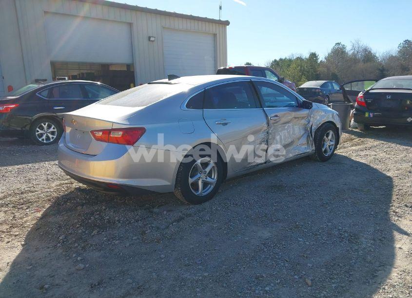 Photo 4 of 2018 Chevrolet Malibu 1LS (VIN 1G1ZB5STXJF193044)