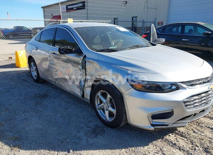 Photo 6 of 2018 Chevrolet Malibu 1LS (VIN 1G1ZB5STXJF193044)
