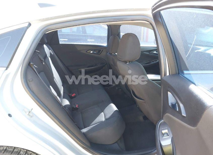 Photo 8 of 2018 Chevrolet Malibu 1LS (VIN 1G1ZB5STXJF193044)