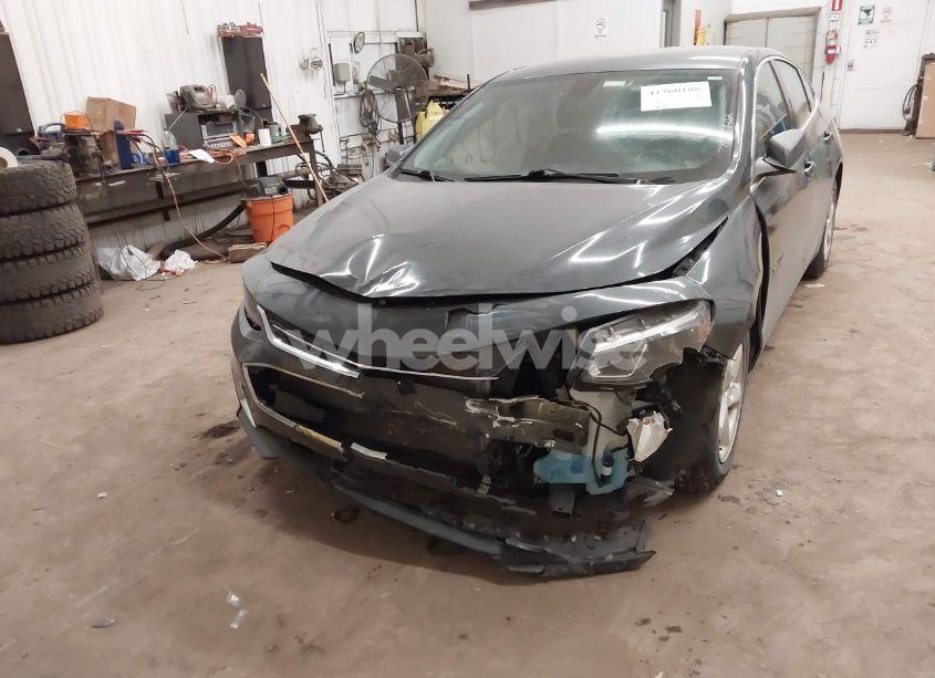 Photo 2 of 2018 Chevrolet Malibu 1LS (VIN 1G1ZB5STXJF215804)