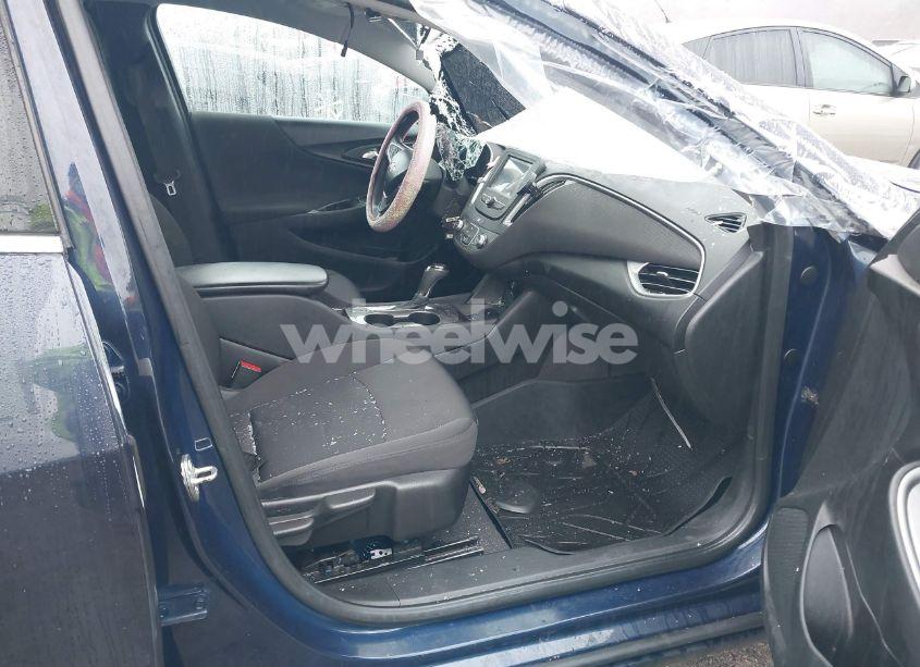 Photo 5 of 2018 Chevrolet Malibu 1LS (VIN 1G1ZB5STXJF216127)