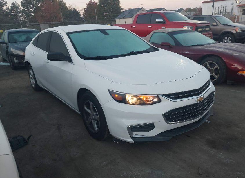 2018 Chevrolet Malibu 1LS (VIN 1G1ZB5STXJF268941) main photo